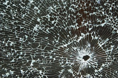 Radiating pattern of shattered safety glass