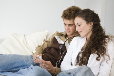 Teens with mp3 player