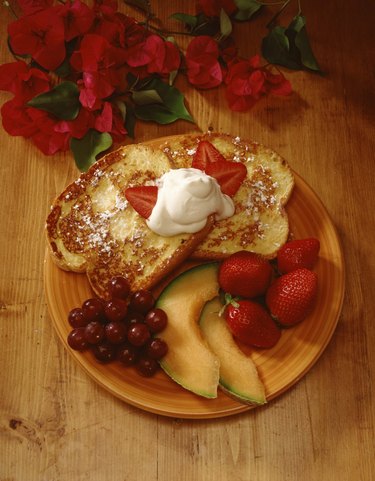 Gourmet French toast with fruit