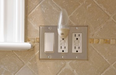 Electrical outlets with nightlight