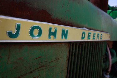 John deere la105 discount belt