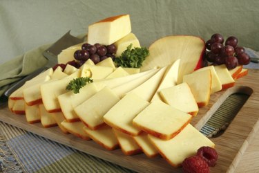 sliced cheese platter