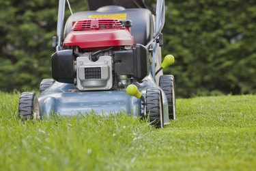 Lawn mower, Mowing the grass