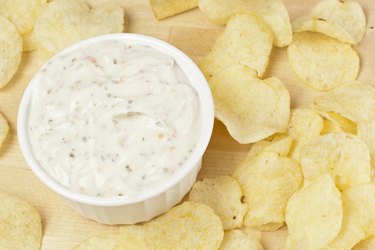 Fresh Potato Chips with Ranch Dip