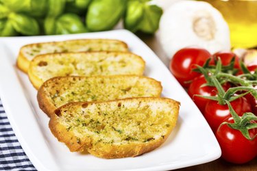 bread with garlic