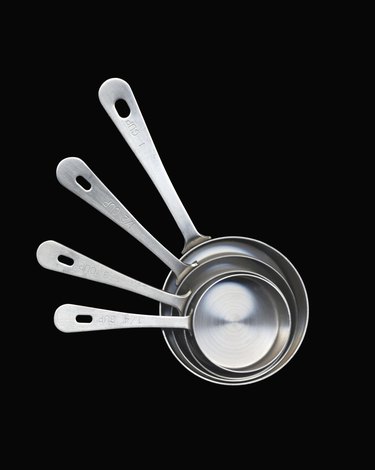 Stainless steel measuring cups