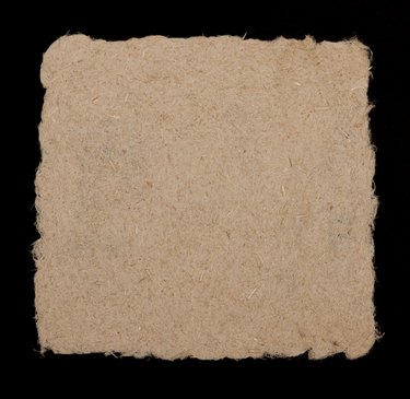 Paper from hemp fibers