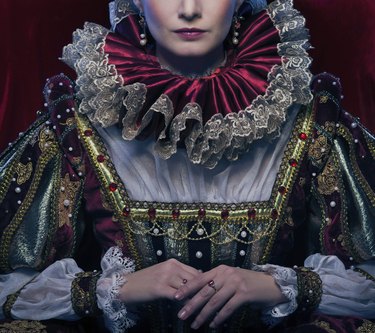 How to Make a Queen Elizabeth I Costume