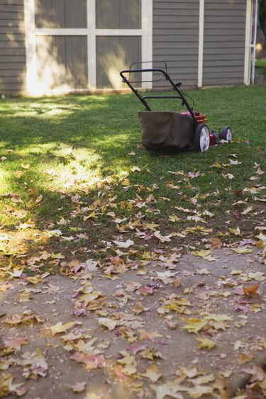 How to fix a online lawn mower throttle cable