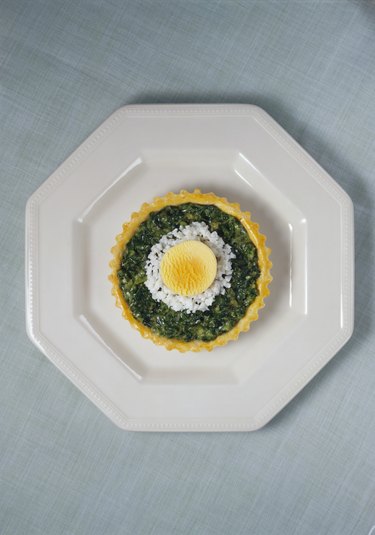 Egg and spinach tart