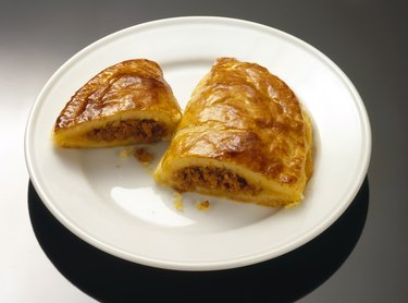 Sausagemeat pasty