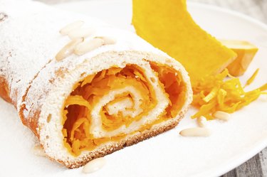 Pumpkin Cake Roll