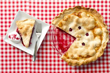 Berry Pie-sliced