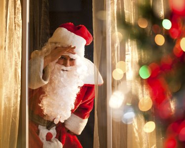 How to Play Santa Claus at Christmas and Holiday Parties