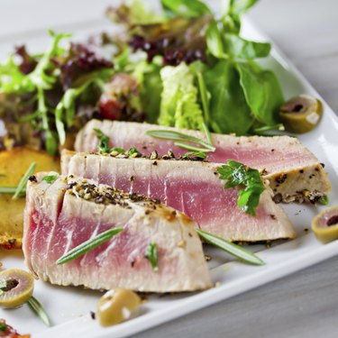 tuna with salad