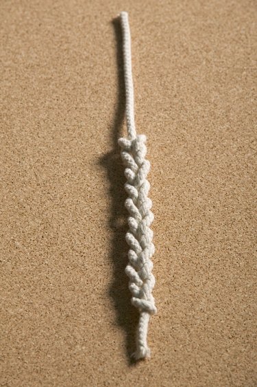 Instructions for Tying Knots With Waxed Linen String