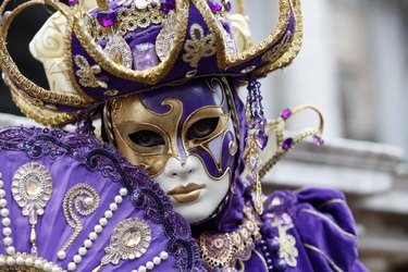 venetian masquerade ball costumes