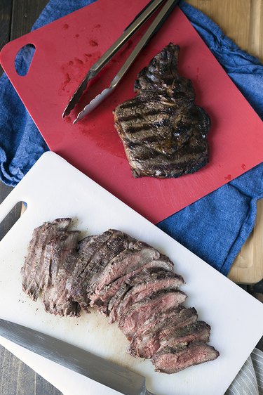 How to Grill Absolutely Perfect Steaks Using Your Gas Barbeque | eHow