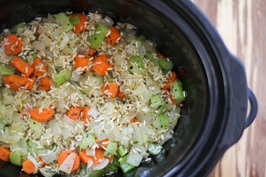 Crock pot with vegetables