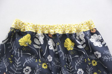 Sew an easy elastic waistband onto any skirt