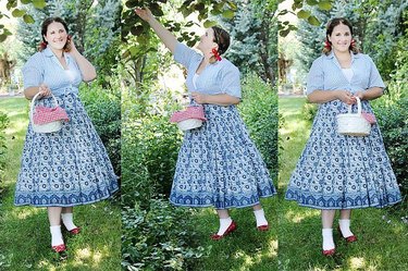 Dorothy from The Wizard of Oz adult costume