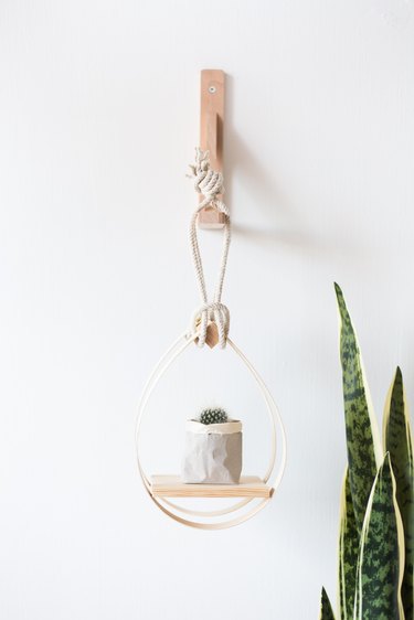 DIY Mid-Century Modern Hanging Teardrop Planter Shelf