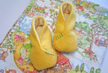 Embellished slippers