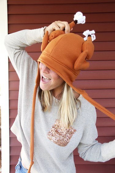 DIY Thanksgiving Turkey Hat (With Free Pattern)
