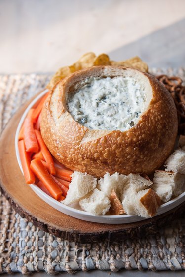 How to Make Dip in a Bread Bowl