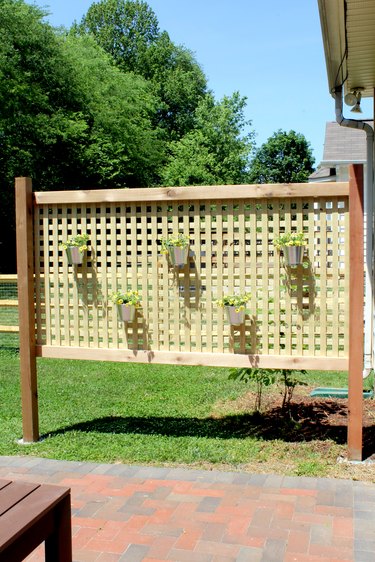 build this outdoor privacy screen for your backyard