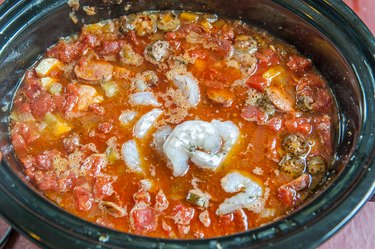 How to Make Gumbo in a Slow Cooker Tutorial