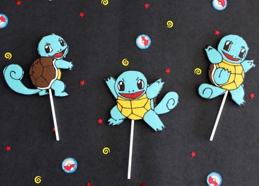 Squirtle lollipops