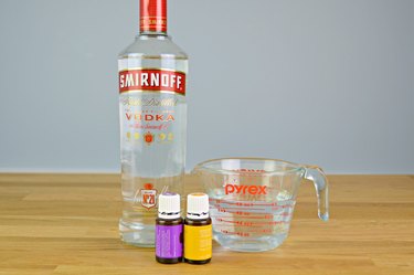 how to kill mold with vodka