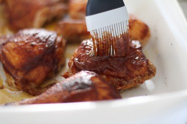 How to Make Easy, Oven-Baked BBQ Chicken | eHow