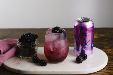 Blackberry & Vanilla Bean Gin Spritzer