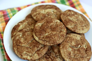 snickerdoodles on plate