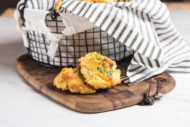 Copycat Red Lobster's Cheddar Biscuits Recipe