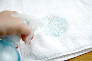 how to remove laundry stains