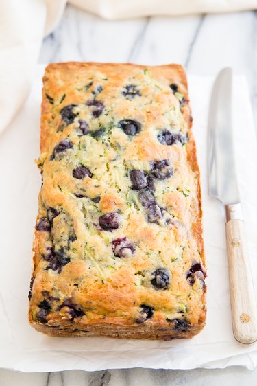 Baked blueberry zucchini bread