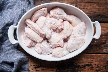 How to Make Crispy Chicken Wings in the Oven