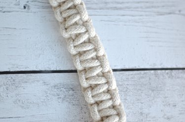 finished length of macrame knot