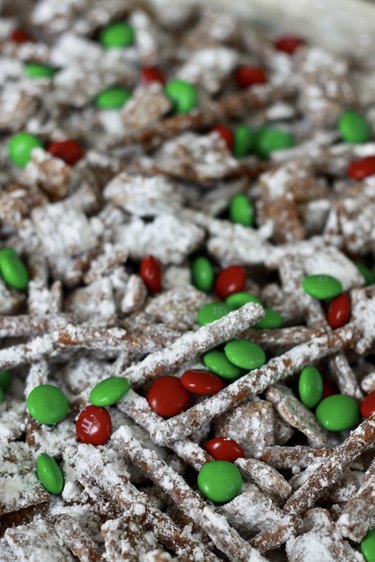 cooling reindeer chow