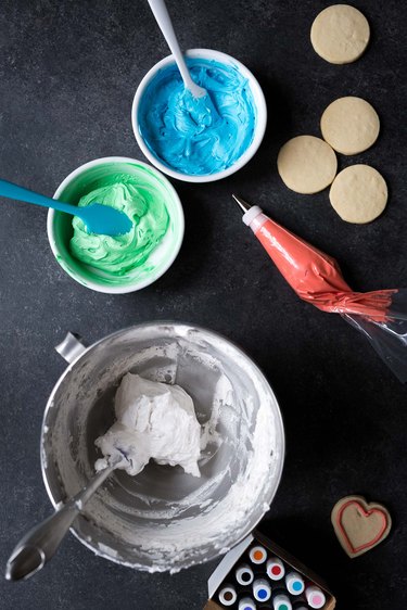 eHow | The Only Royal Icing Recipe You Need
