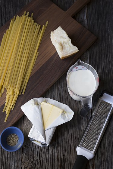 The Only Fettucine Alfredo Recipe You Need | eHow