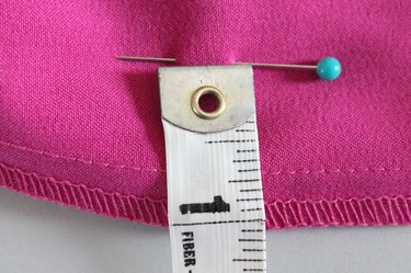 measure pin distance from seam