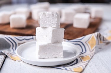 How to Make Marshmallows