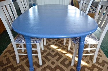 Cheap thrift store table with glossy paint