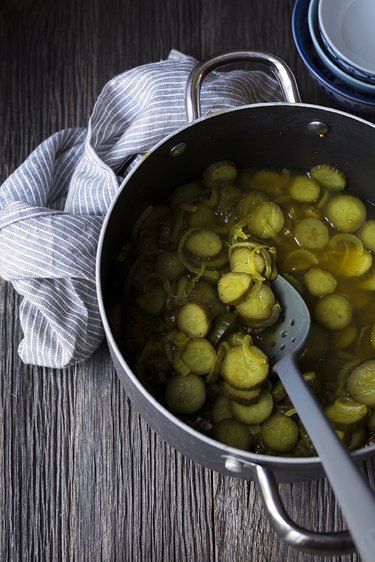 How to Make Bread-and-Butter Pickles | eHow