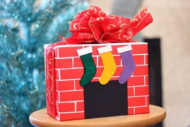 Fireplace mantel gift wrap