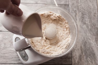 How to Make Biscuits on the Grill